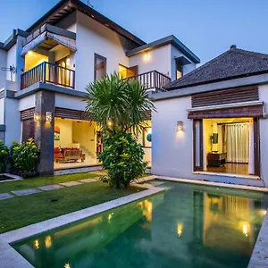 https://villa-nadya.hotelsseminyak.net